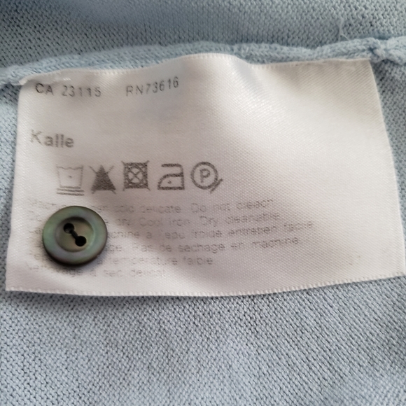 Hugo Boss Men's Light Blue Long Sleeve Polo - Picture 5 of 5